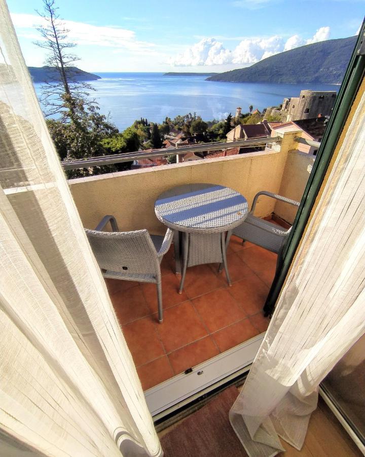 Apartments "Belle Vue" Herceg Novi Bagian luar foto