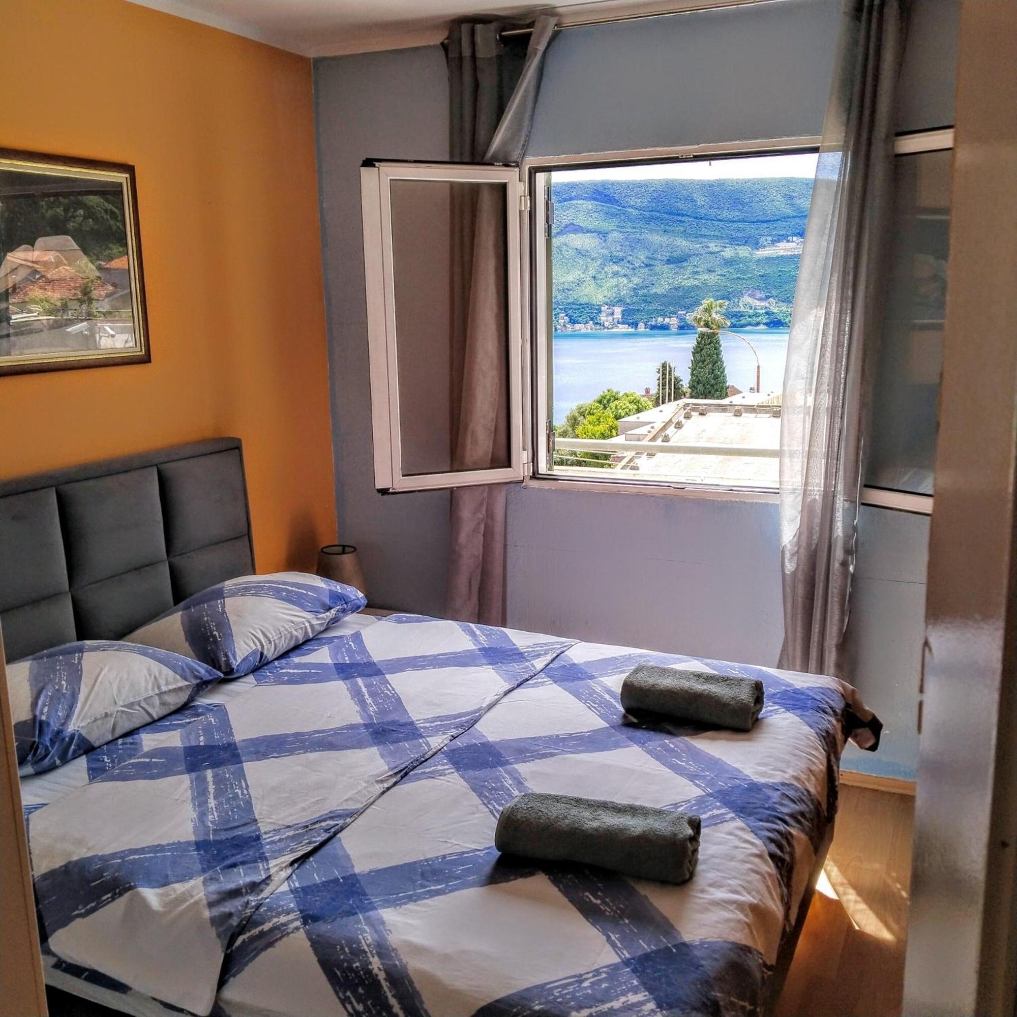 Apartments "Belle Vue" Herceg Novi Bagian luar foto